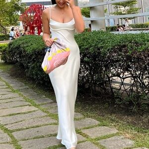 Zara Satin white dress L